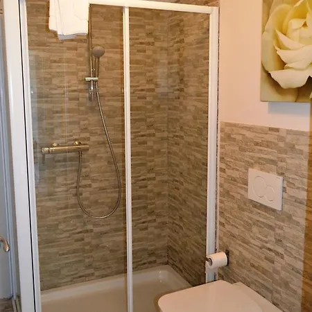 Charme And View - Bymyhomeincomo Apartament