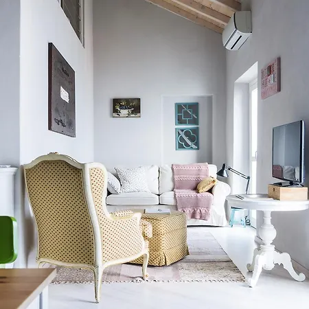 Charme And View - Bymyhomeincomo Apartament