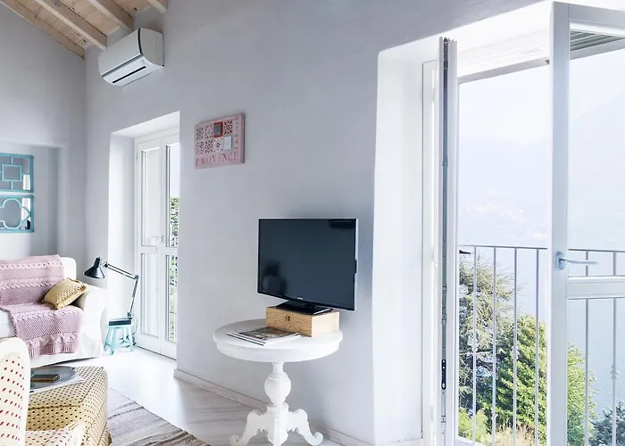 Charme And View - Bymyhomeincomo *